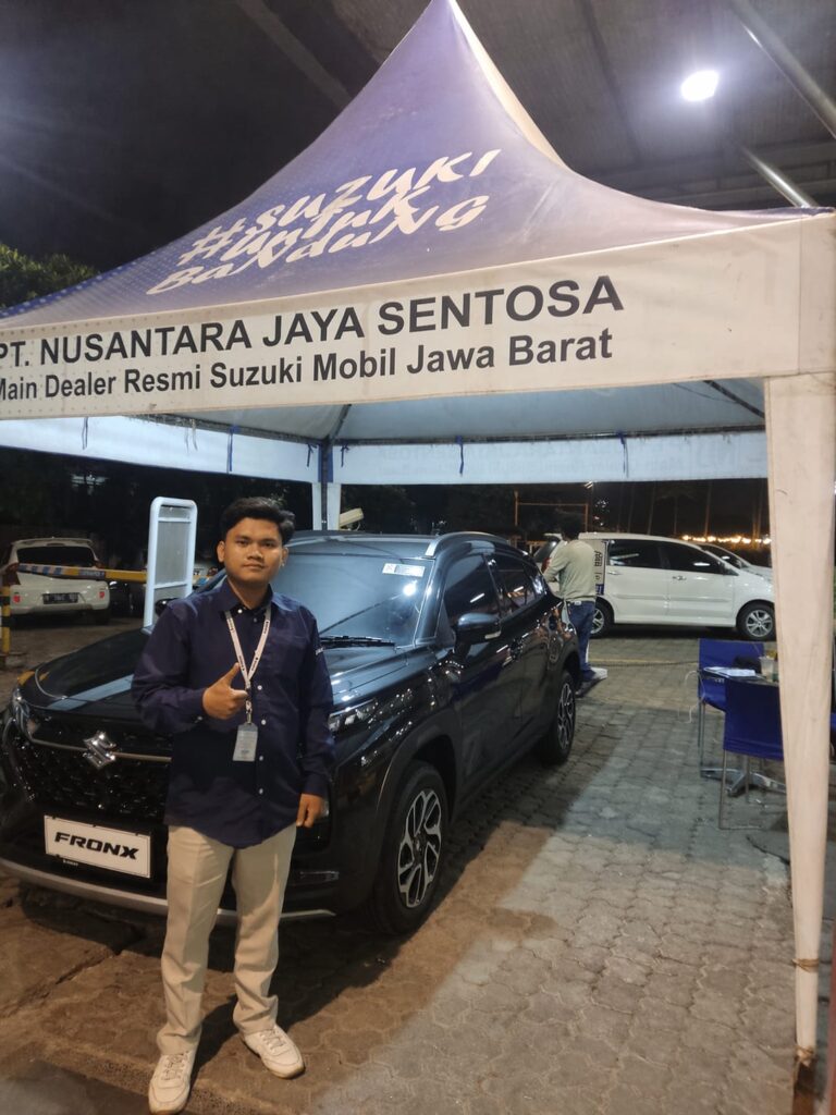 sales mobil suzuki terbaik bandung